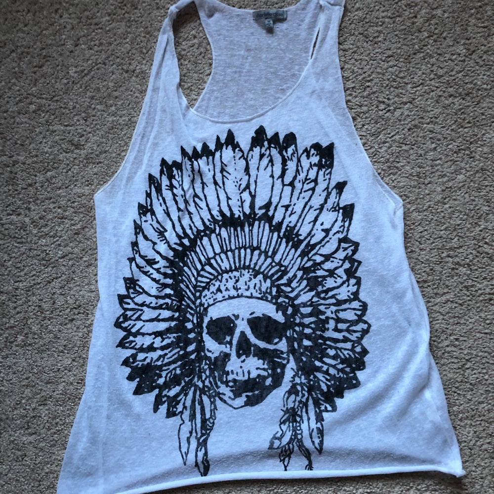 Graphic tank